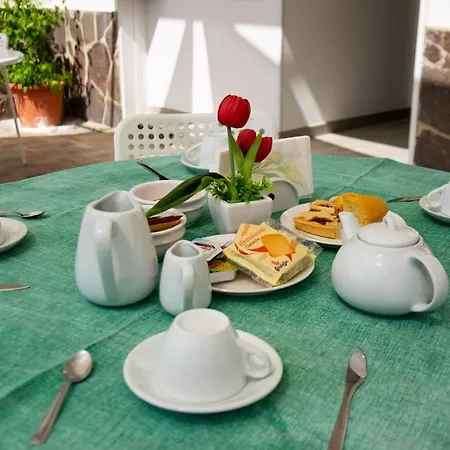 La Meriggia Bed & Breakfast *